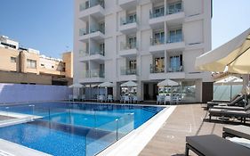 Larco Hotel Larnaca 4*